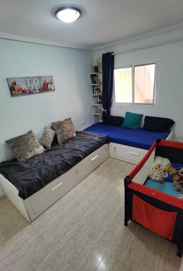 Apartament Z Duzym Tarasem Na Pieknym Osiedlu โอริอุเอลา ภายนอก รูปภาพ